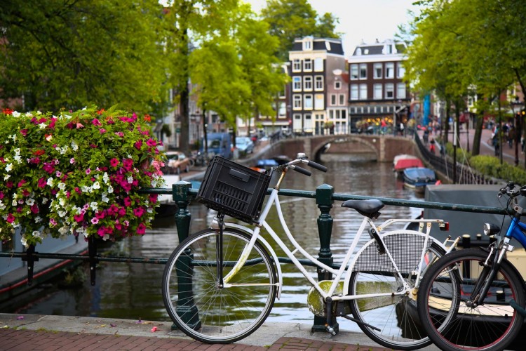 amsterdam-header-01