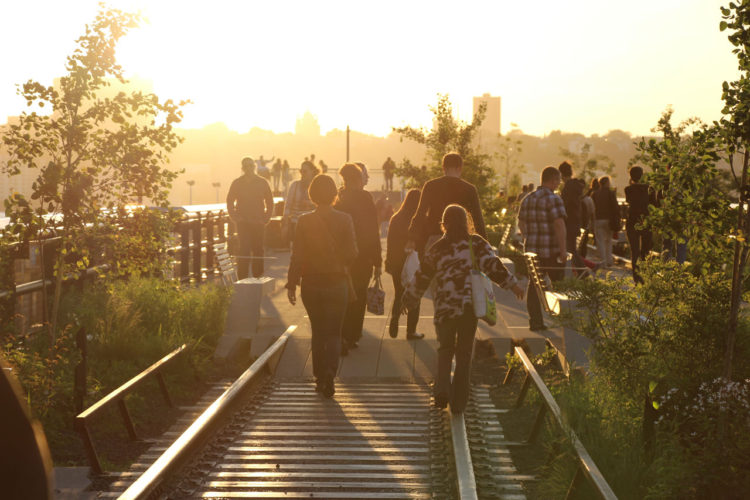 Pôr do sol no High Line de Nova York