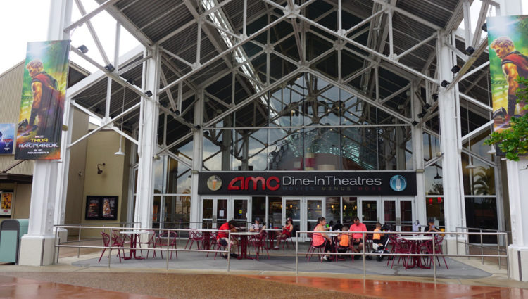 AMC Disney Springs 24 Dine-in Theatre: jantar no cinema