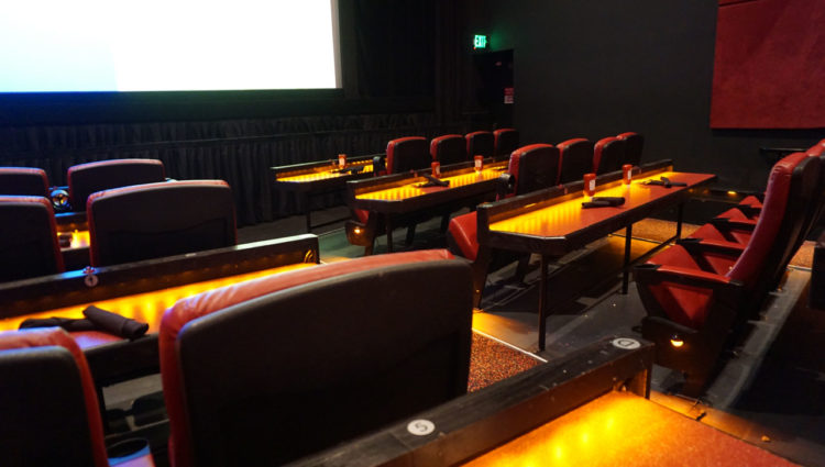 AMC Disney Springs 24 Dine-in Theatre: jantar no cinema