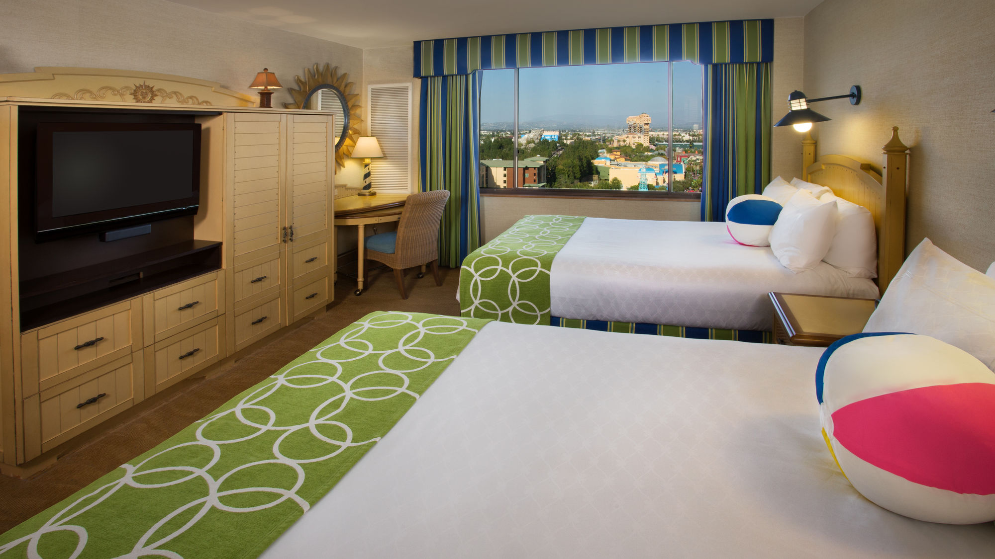 Disney's Paradise Pier Hotel