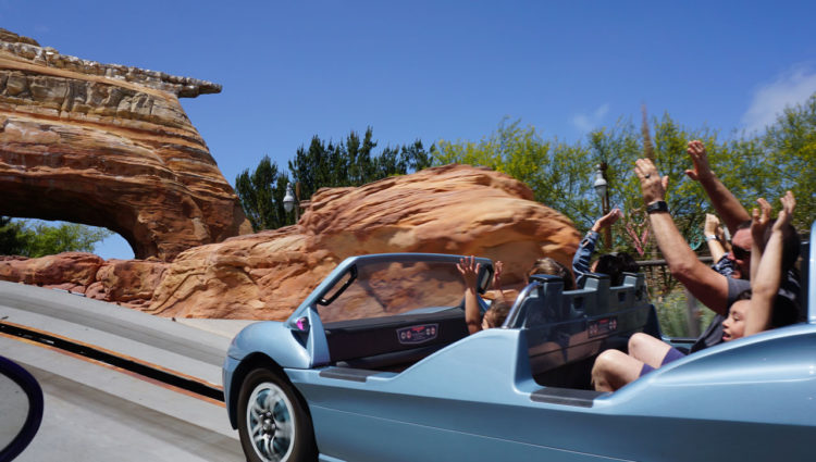 Cars Land na Disney da Califórnia