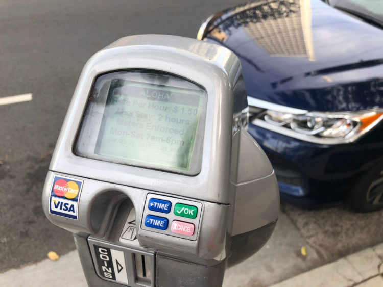 Estacionar carro em Honolulu, Hawaii