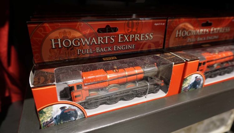 Produtos do Harry Potter nos parques da Universal