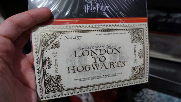 Produtos do Harry Potter nos parques da Universal