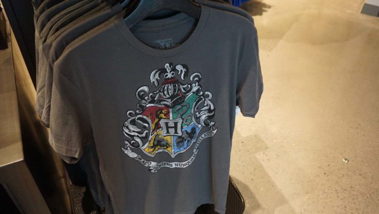 Produtos do Harry Potter nos parques da Universal