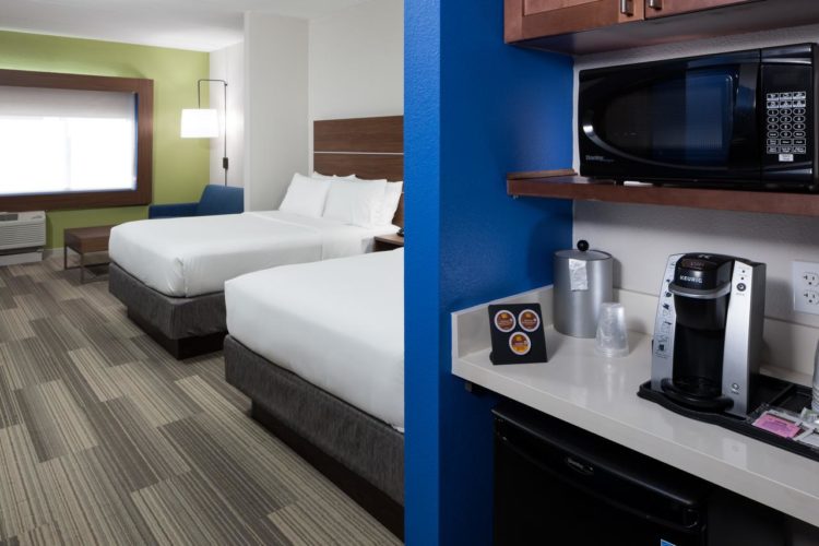 Holiday Inn Express and Suites at SeaWorld: hotel próximo aos outlets de Orlando