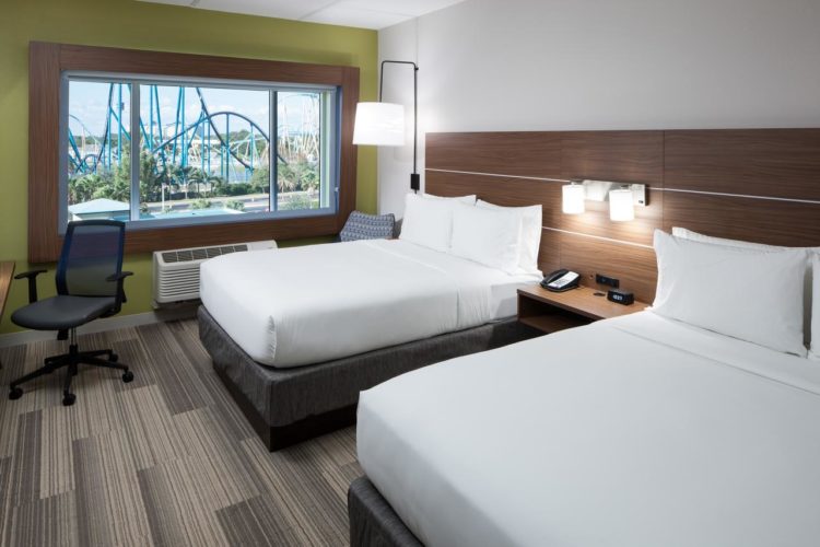 Holiday Inn Express and Suites at SeaWorld: hotel próximo aos outlets de Orlando