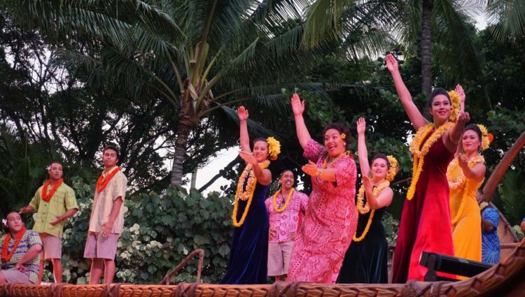 Ka Wa'a: o luau do Aulani