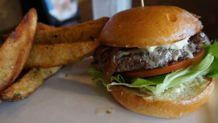 Catal Burger em Downtown Disney District