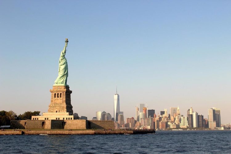 Chegando em Liberty Island