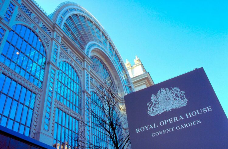 Royal Opera House por Visit Britain. Todos os direitos reservados